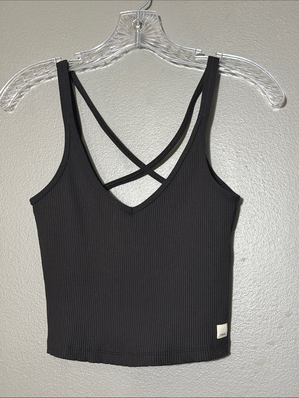 Vuori Elevate Ribbed Crop Tank Top Black Small VW189